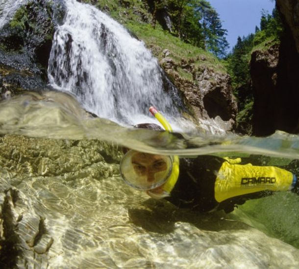 Hochhubergut Aktivität an der Steyr Flussschnorcheln