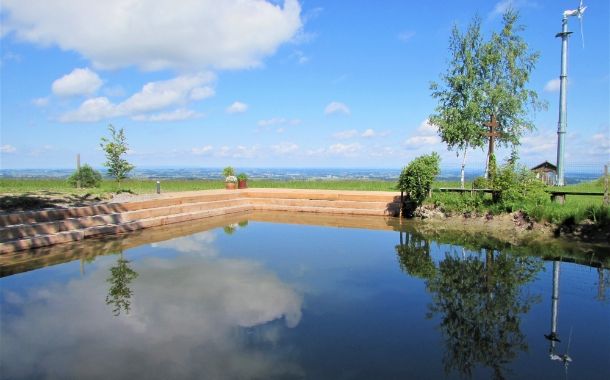 Hochhubergut Schwimmteich neu